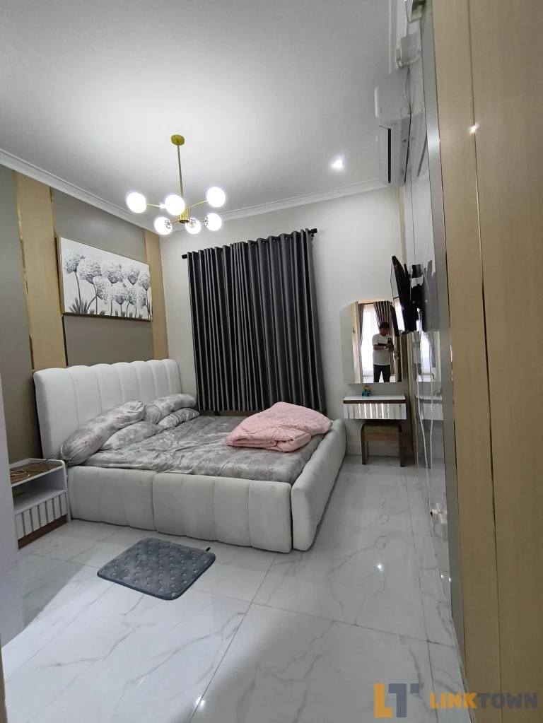 Linktown Over Kredit Grand Wisata Linktown Over Kredit Grand Wisata