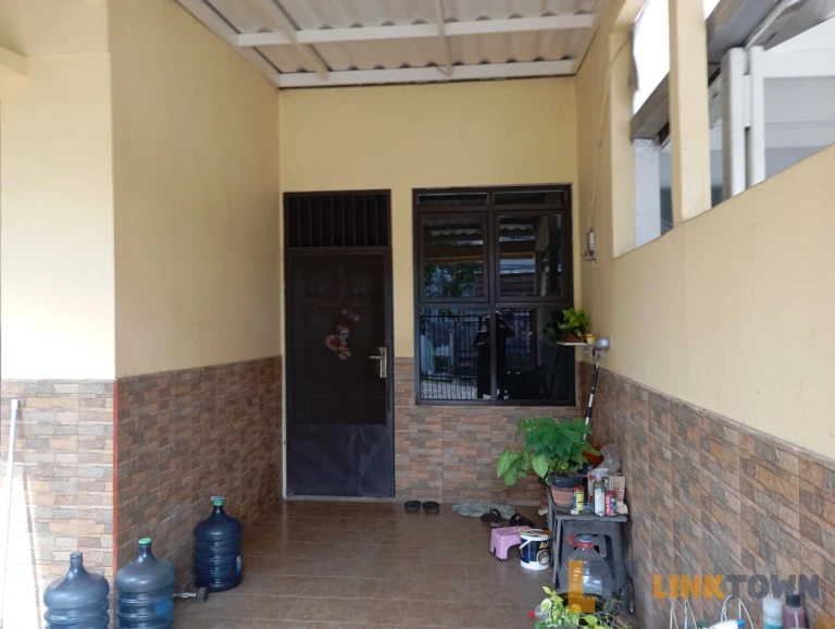 Disewakan Rumah 2 Lantai 4 Kamar di Gading Serpong Disewakan Rumah 2 Lantai 4 Kamar di Gading Serpong