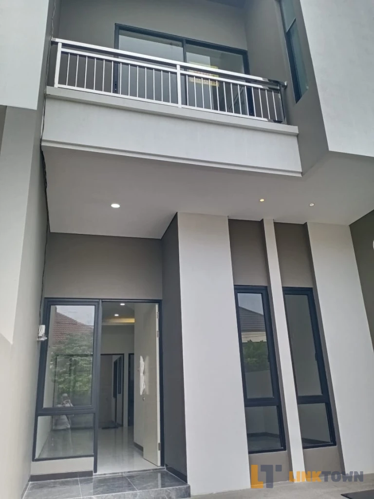 Rumah Baru Strategis di Perum Villa Kalijudan Indah Surabaya Rumah Baru Strategis di Perum Villa Kalijudan Indah Surabaya
