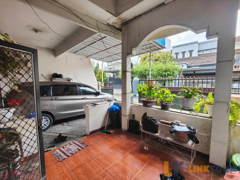Jual Cepat Rumah Hook Strategis 2 Lantai di Baruk Utara Surabaya Jual Cepat Rumah Hook Strategis 2 Lantai di Baruk Utara Surabaya