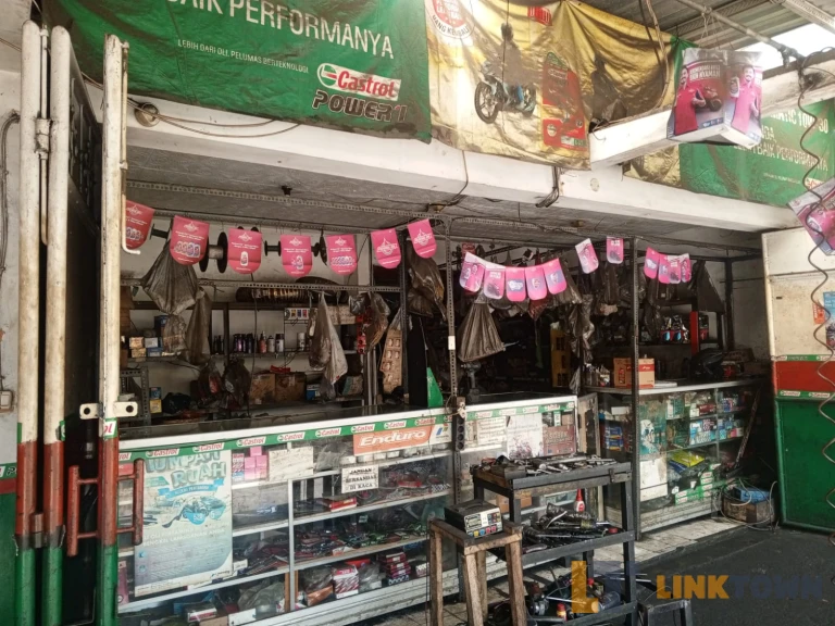 Rumah dan Bengkel di Jalan Raya Bandulan Malang Rumah dan Bengkel di Jalan Raya Bandulan Malang