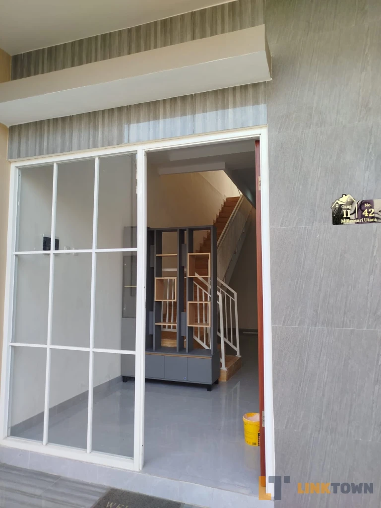 Perumahan Modern di Mulyosari Utara Surabaya Timur Perumahan Modern di Mulyosari Utara Surabaya Timur