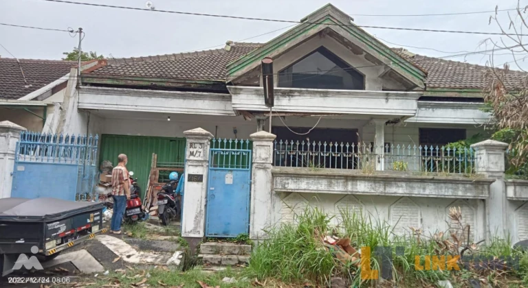 Rumah Strategis Rungkut Asri Utara Surabaya Timur Rumah Strategis Rungkut Asri Utara Surabaya Timur
