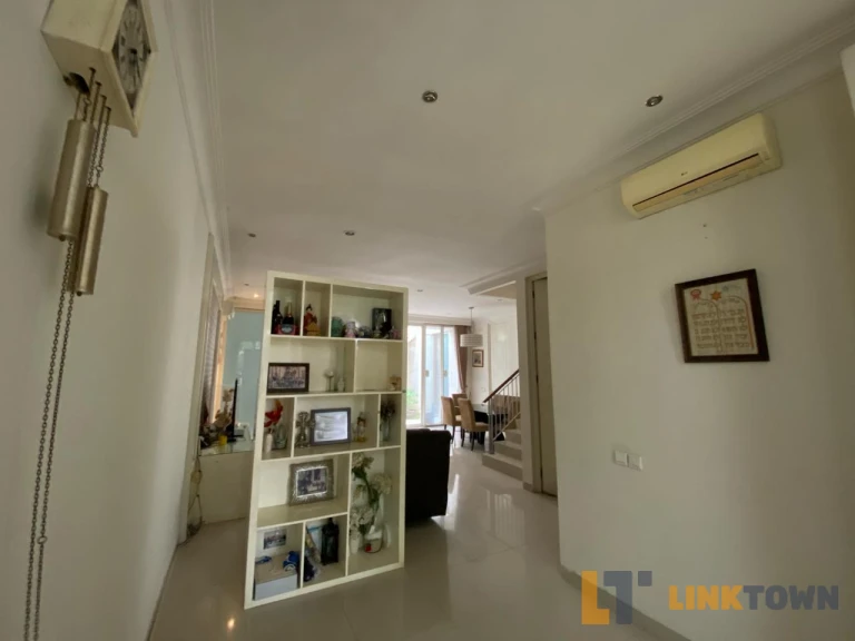 Dijual Rumah The Mansion Pakuwon Indah Dekat PTC Surabaya Barat Dijual Rumah The Mansion Pakuwon Indah Dekat PTC Surabaya Barat