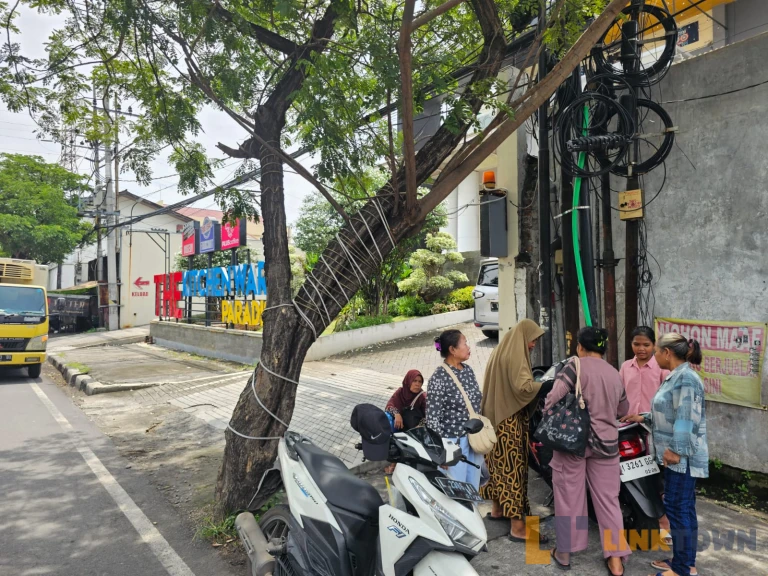 Bangunan Di Raya Kenjeran Surabaya Timur Bangunan Di Raya Kenjeran Surabaya Timur