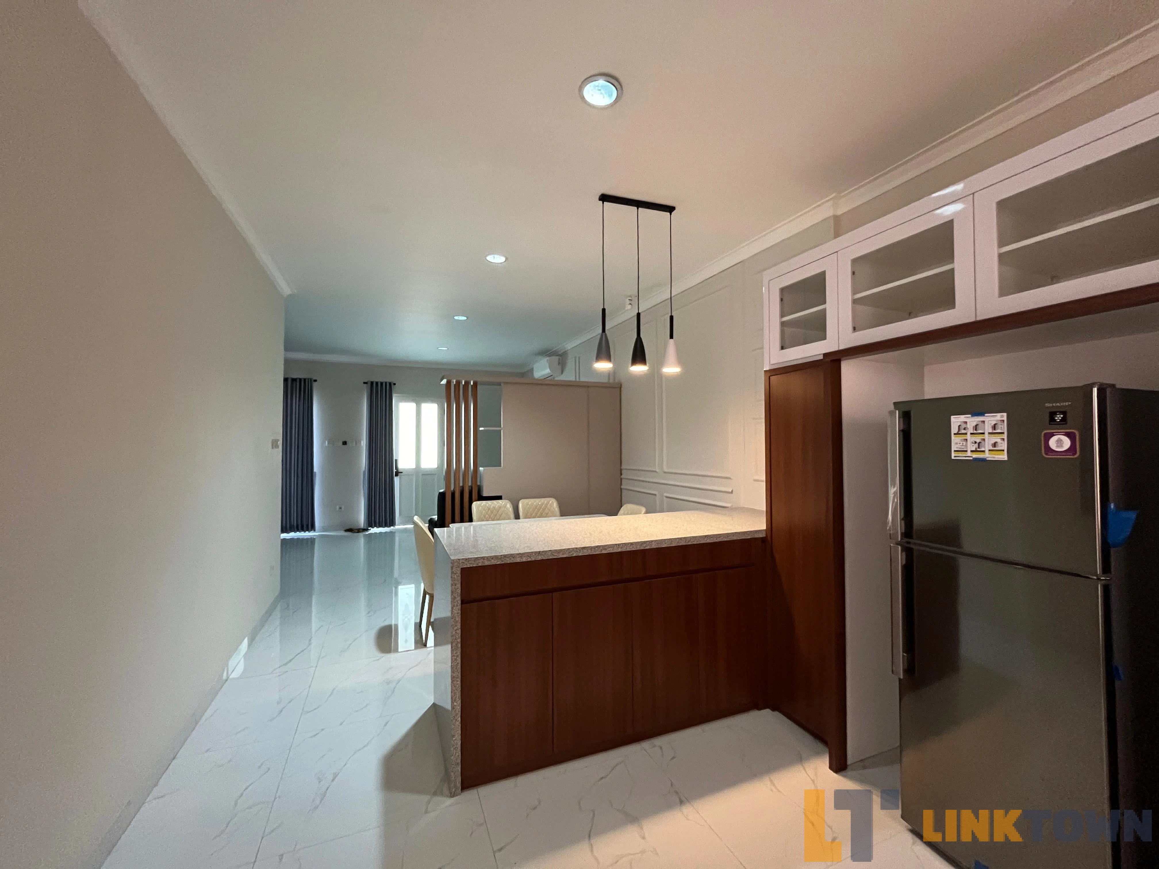 Linktown Grand Wisata Linktown Grand Wisata